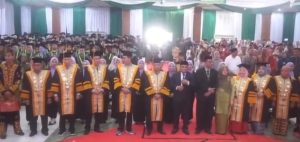 UNISBA Batang Hari Wisuda 301 Mahasiswa, Rektor Tekankan Daya Saing Alumni
