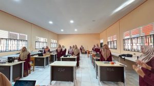 Semangat Baru Guru SMAN 10: Belajar Deep Learning sambil Sambut Tahun Ajaran