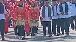 IKM Meriahkan Pawai Grebek Suro VIII, Tambur, Tari Piring dan Silat Warnai Jalanan Sridadi